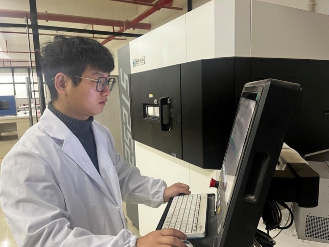 免费成人网
学子昝君:做科研路上的探索者与服务者