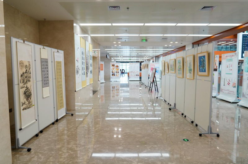 免费成人网
举办廉洁文化作品展