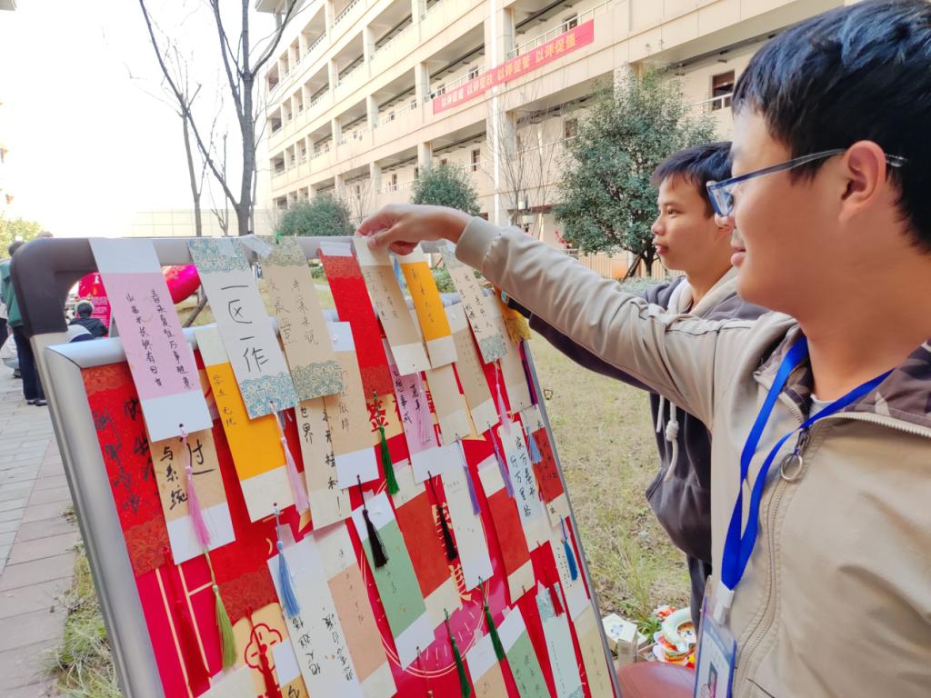 免费成人网
新春传统文化市集精彩纷呈_fororder_图片4
